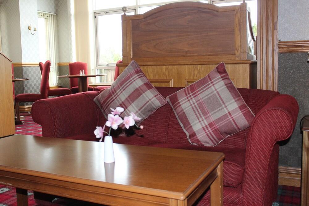 Cairn Hotel Bathgate Buitenkant foto