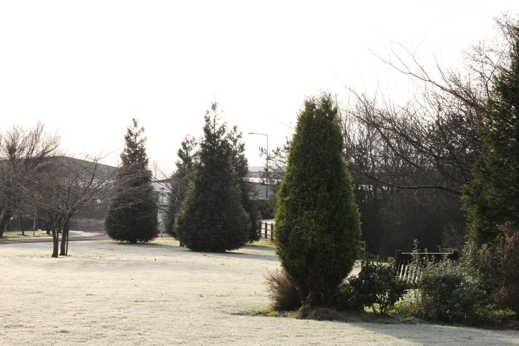 Cairn Hotel Bathgate Buitenkant foto