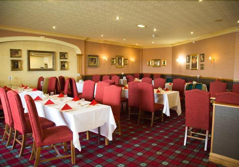 Cairn Hotel Bathgate Buitenkant foto