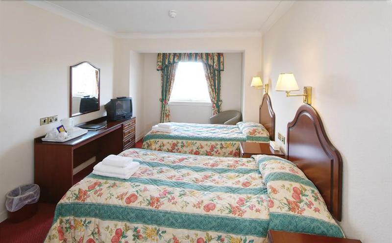 Cairn Hotel Bathgate Buitenkant foto